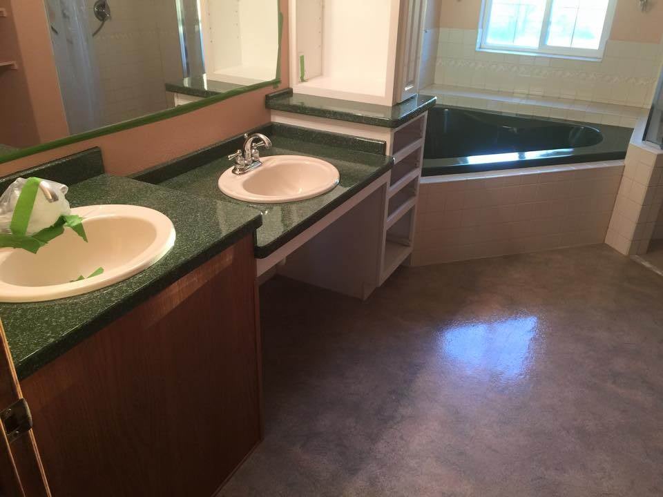 Green Countertops and Corner Tub